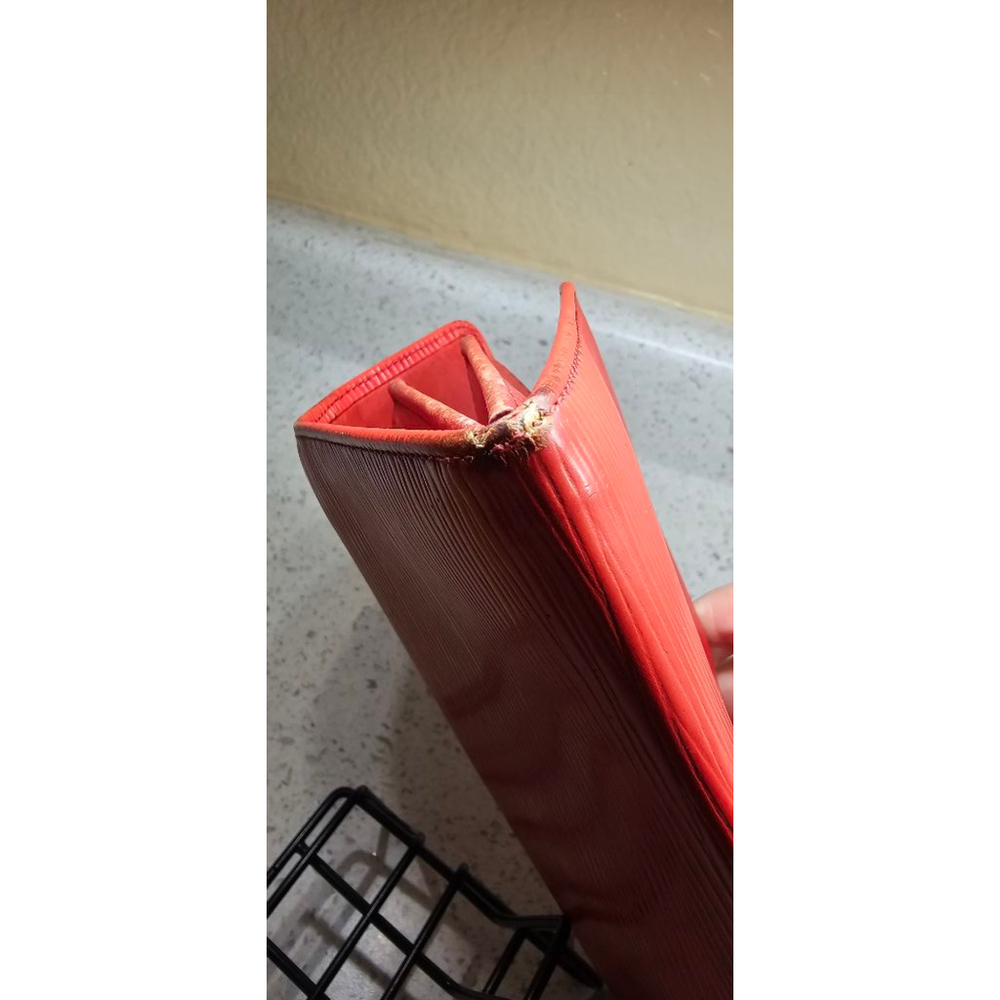 Louis Vuitton Epi Leather Porte-Trésor International Wallet – Toledo Red - Picture 10 of 11